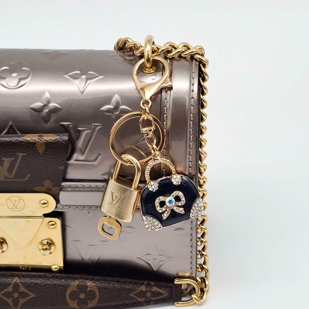 Authentic Louis Vuitton Gold Lock & Key 🔑 Bag Charm w/ Unbranded Bag Charm